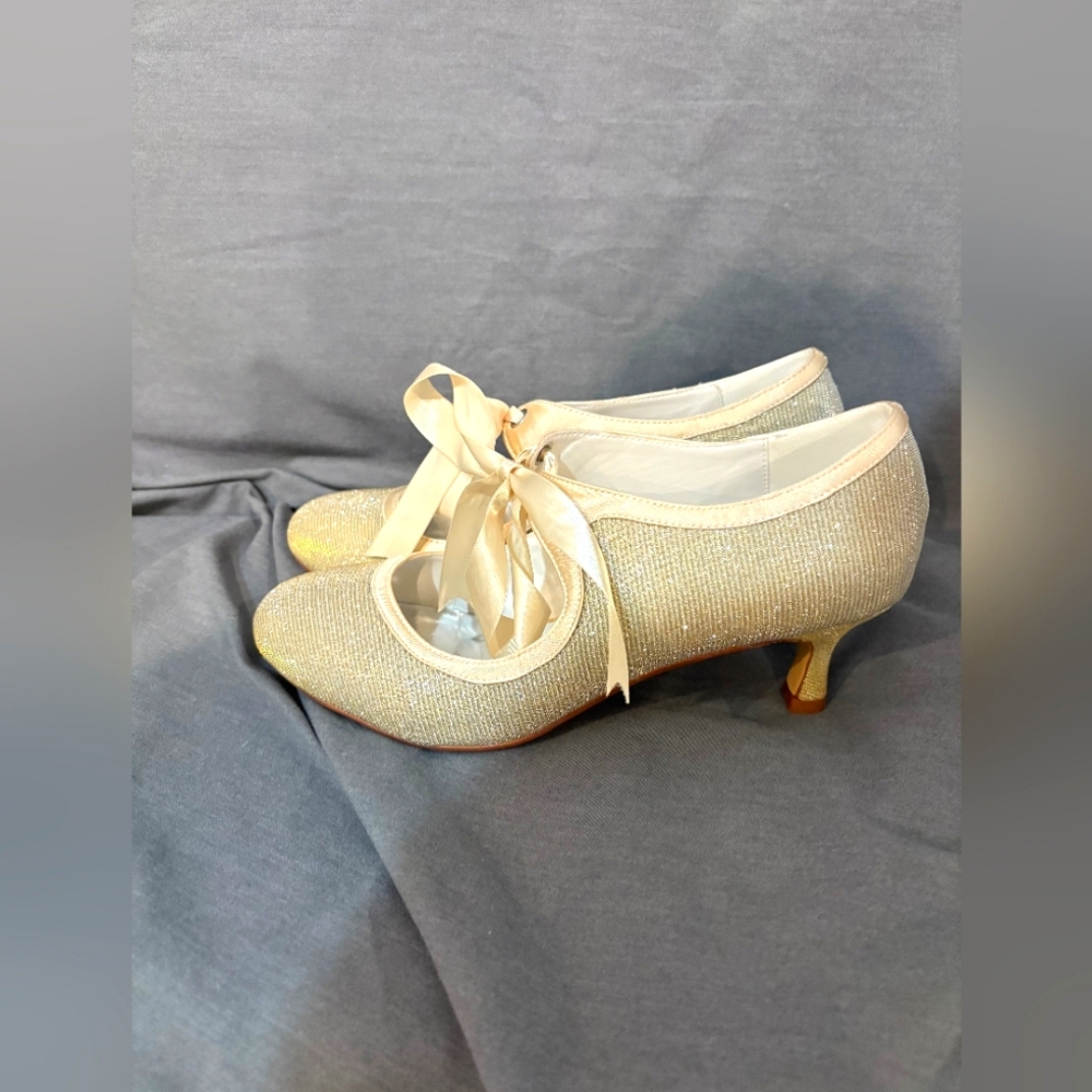 Gold Heels with Curved Heel and Lace-up Design